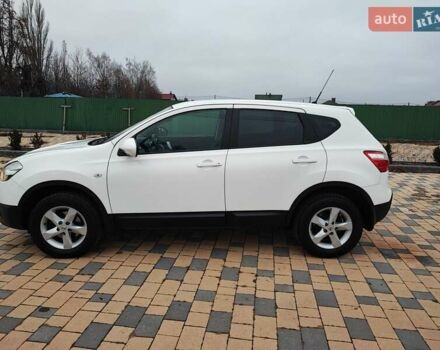 Білий Ніссан Кашкай, об'ємом двигуна 2 л та пробігом 128 тис. км за 11800 $, фото 6 на Automoto.ua