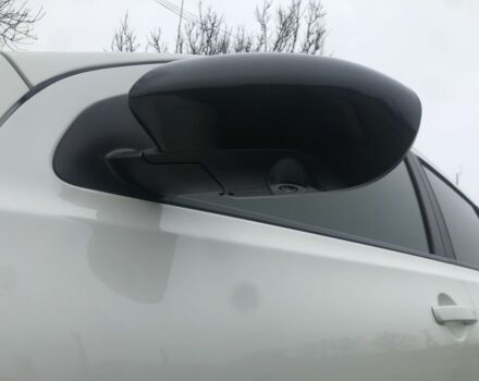 Белый Ниссан Кашкай, объемом двигателя 2 л и пробегом 220 тыс. км за 11000 $, фото 14 на Automoto.ua