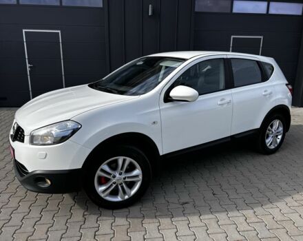 Белый Ниссан Кашкай, объемом двигателя 1.5 л и пробегом 227 тыс. км за 11600 $, фото 2 на Automoto.ua