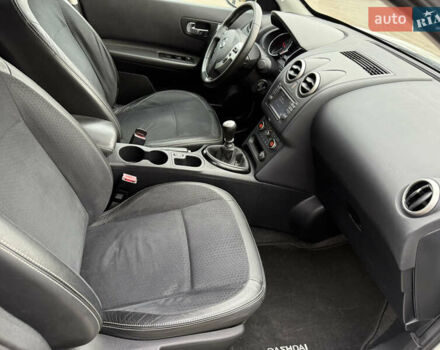 Білий Ніссан Кашкай, об'ємом двигуна 1.5 л та пробігом 177 тис. км за 12299 $, фото 9 на Automoto.ua