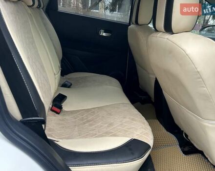 Белый Ниссан Кашкай, объемом двигателя 1.5 л и пробегом 227 тыс. км за 9350 $, фото 24 на Automoto.ua