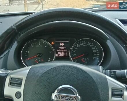 Белый Ниссан Кашкай, объемом двигателя 1.6 л и пробегом 200 тыс. км за 13500 $, фото 3 на Automoto.ua