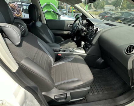 Белый Ниссан Кашкай, объемом двигателя 2 л и пробегом 153 тыс. км за 12500 $, фото 25 на Automoto.ua