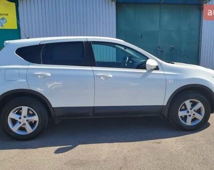 Білий Ніссан Кашкай, об'ємом двигуна 1.6 л та пробігом 295 тис. км за 10500 $, фото 8 на Automoto.ua