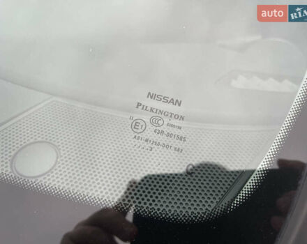 Білий Ніссан Кашкай, об'ємом двигуна 2 л та пробігом 118 тис. км за 11500 $, фото 5 на Automoto.ua