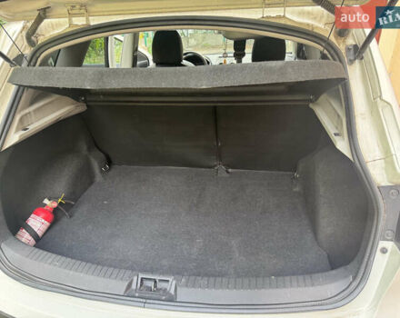 Білий Ніссан Кашкай, об'ємом двигуна 1.5 л та пробігом 208 тис. км за 11600 $, фото 23 на Automoto.ua