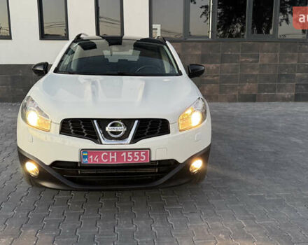 Белый Ниссан Кашкай, объемом двигателя 1.6 л и пробегом 231 тыс. км за 12399 $, фото 3 на Automoto.ua