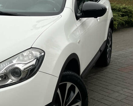 Белый Ниссан Кашкай, объемом двигателя 1.6 л и пробегом 182 тыс. км за 11399 $, фото 20 на Automoto.ua