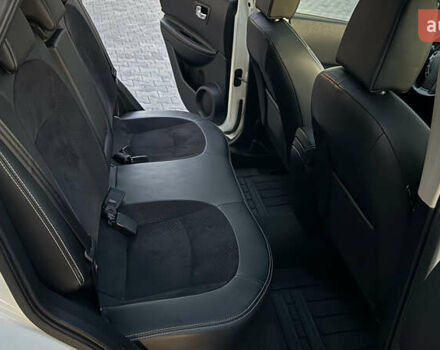 Белый Ниссан Кашкай, объемом двигателя 1.6 л и пробегом 231 тыс. км за 12399 $, фото 23 на Automoto.ua