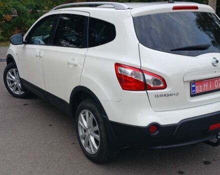 Белый Ниссан Кашкай, объемом двигателя 1.6 л и пробегом 214 тыс. км за 11800 $, фото 7 на Automoto.ua