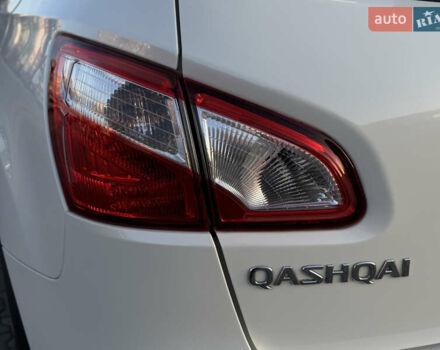 Белый Ниссан Кашкай, объемом двигателя 1.5 л и пробегом 220 тыс. км за 13500 $, фото 14 на Automoto.ua