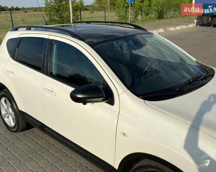 Белый Ниссан Кашкай, объемом двигателя 2 л и пробегом 207 тыс. км за 13500 $, фото 10 на Automoto.ua