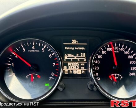 Білий Ніссан Кашкай, об'ємом двигуна 2 л та пробігом 183 тис. км за 12000 $, фото 5 на Automoto.ua