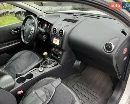 Белый Ниссан Кашкай, объемом двигателя 1.6 л и пробегом 182 тыс. км за 11399 $, фото 50 на Automoto.ua