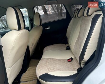 Белый Ниссан Кашкай, объемом двигателя 1.5 л и пробегом 227 тыс. км за 9350 $, фото 23 на Automoto.ua