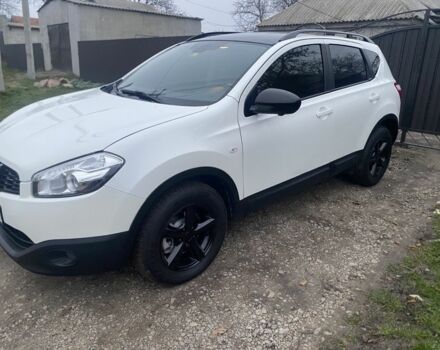 Белый Ниссан Кашкай, объемом двигателя 2 л и пробегом 220 тыс. км за 11000 $, фото 22 на Automoto.ua