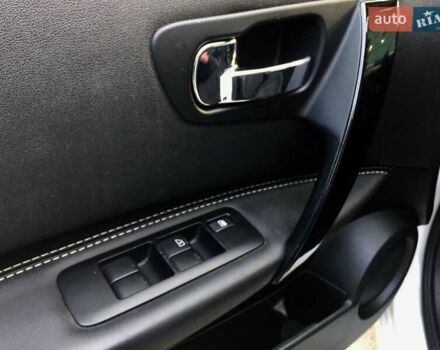 Белый Ниссан Кашкай, объемом двигателя 1.5 л и пробегом 202 тыс. км за 12500 $, фото 8 на Automoto.ua