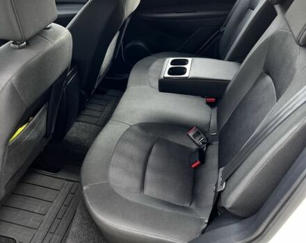 Белый Ниссан Кашкай, объемом двигателя 1.5 л и пробегом 227 тыс. км за 11600 $, фото 13 на Automoto.ua