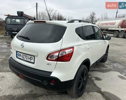 Белый Ниссан Кашкай, объемом двигателя 1.46 л и пробегом 225 тыс. км за 12350 $, фото 22 на Automoto.ua