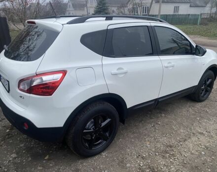 Белый Ниссан Кашкай, объемом двигателя 2 л и пробегом 220 тыс. км за 11000 $, фото 19 на Automoto.ua