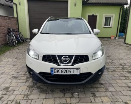 Білий Ніссан Кашкай, об'ємом двигуна 1.6 л та пробігом 253 тис. км за 12950 $, фото 1 на Automoto.ua