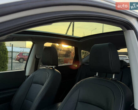 Белый Ниссан Кашкай, объемом двигателя 1.5 л и пробегом 220 тыс. км за 13500 $, фото 36 на Automoto.ua