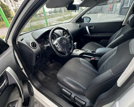 Белый Ниссан Кашкай, объемом двигателя 2 л и пробегом 153 тыс. км за 12500 $, фото 18 на Automoto.ua