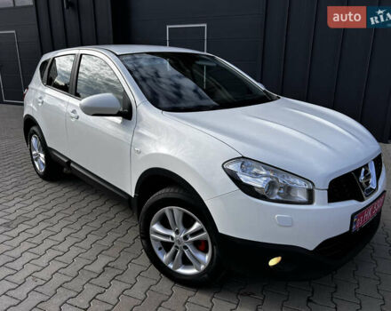 Белый Ниссан Кашкай, объемом двигателя 1.5 л и пробегом 229 тыс. км за 11600 $, фото 6 на Automoto.ua