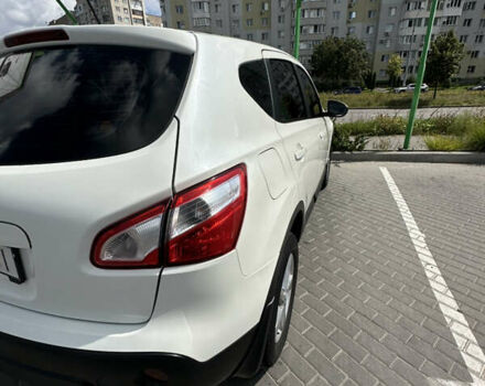 Белый Ниссан Кашкай, объемом двигателя 2 л и пробегом 153 тыс. км за 12500 $, фото 15 на Automoto.ua