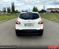 Белый Ниссан Кашкай, объемом двигателя 2 л и пробегом 137 тыс. км за 12500 $, фото 4 на Automoto.ua