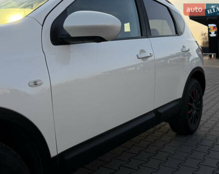 Белый Ниссан Кашкай, объемом двигателя 1.5 л и пробегом 220 тыс. км за 13500 $, фото 17 на Automoto.ua