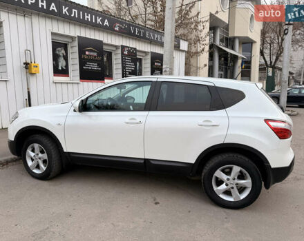 Белый Ниссан Кашкай, объемом двигателя 2 л и пробегом 118 тыс. км за 13500 $, фото 3 на Automoto.ua