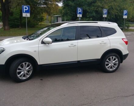 Белый Ниссан Кашкай, объемом двигателя 1.6 л и пробегом 214 тыс. км за 11800 $, фото 3 на Automoto.ua