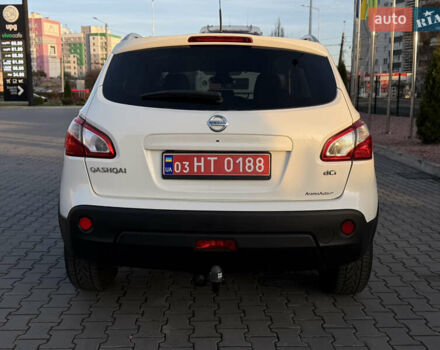 Белый Ниссан Кашкай, объемом двигателя 1.5 л и пробегом 220 тыс. км за 13500 $, фото 10 на Automoto.ua