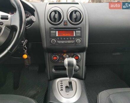 Білий Ніссан Кашкай, об'ємом двигуна 2 л та пробігом 128 тис. км за 11800 $, фото 29 на Automoto.ua