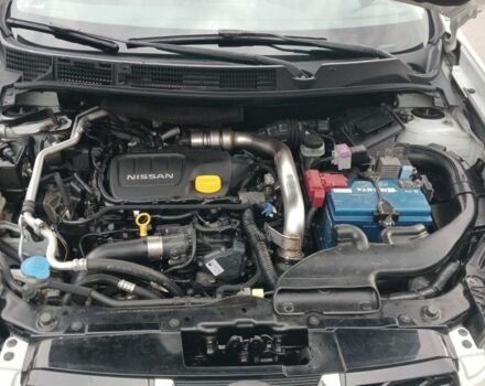 Белый Ниссан Кашкай, объемом двигателя 1.6 л и пробегом 214 тыс. км за 11800 $, фото 18 на Automoto.ua