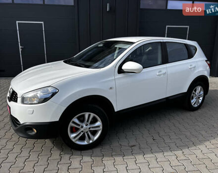 Белый Ниссан Кашкай, объемом двигателя 1.5 л и пробегом 229 тыс. км за 11600 $, фото 1 на Automoto.ua