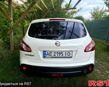 Білий Ніссан Кашкай, об'ємом двигуна 2 л та пробігом 183 тис. км за 12000 $, фото 2 на Automoto.ua