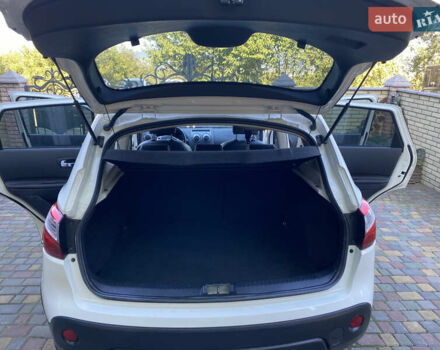 Білий Ніссан Кашкай, об'ємом двигуна 1.5 л та пробігом 219 тис. км за 11899 $, фото 29 на Automoto.ua