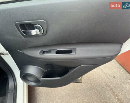 Білий Ніссан Кашкай, об'ємом двигуна 1.5 л та пробігом 208 тис. км за 11600 $, фото 13 на Automoto.ua