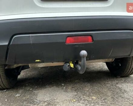 Белый Ниссан Кашкай, объемом двигателя 1.5 л и пробегом 229 тыс. км за 10850 $, фото 31 на Automoto.ua