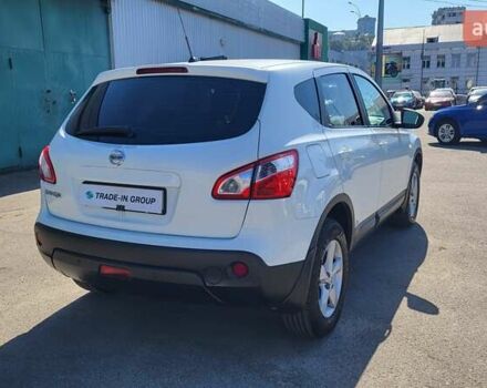 Білий Ніссан Кашкай, об'ємом двигуна 1.6 л та пробігом 295 тис. км за 10500 $, фото 10 на Automoto.ua