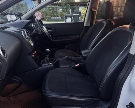 Белый Ниссан Кашкай, объемом двигателя 1.5 л и пробегом 199 тыс. км за 4149 $, фото 10 на Automoto.ua