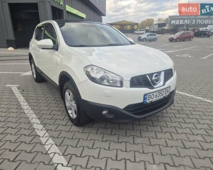 Ниссан Кашкай 2013 в Тернополе на Automoto.ua Белый Ниссан Кашкай, объемом двигателя 2 л и пробегом 135 тыс. км за 10900 $, фото 2 на Automoto.ua