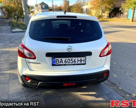 Ниссан Кашкай 2013 в Кропивницком (Кировограде) на Automoto.ua Белый Ниссан Кашкай, объемом двигателя 1.6 л и пробегом 167 тыс. км за 10000 $, фото 3 на Automoto.ua