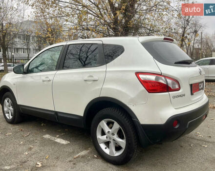 Білий Ніссан Кашкай, об'ємом двигуна 2 л та пробігом 118 тис. км за 11500 $, фото 11 на Automoto.ua