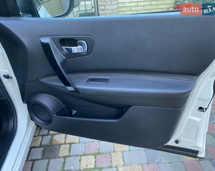 Білий Ніссан Кашкай, об'ємом двигуна 1.5 л та пробігом 219 тис. км за 11899 $, фото 31 на Automoto.ua