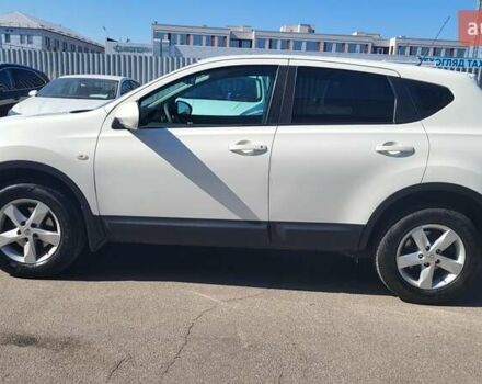 Білий Ніссан Кашкай, об'ємом двигуна 1.6 л та пробігом 295 тис. км за 10500 $, фото 14 на Automoto.ua