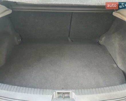 Белый Ниссан Кашкай, объемом двигателя 1.6 л и пробегом 180 тыс. км за 11000 $, фото 3 на Automoto.ua