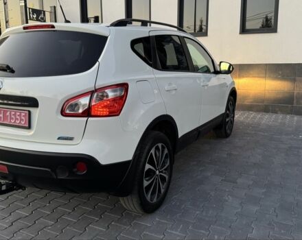 Белый Ниссан Кашкай, объемом двигателя 1.6 л и пробегом 231 тыс. км за 12399 $, фото 6 на Automoto.ua